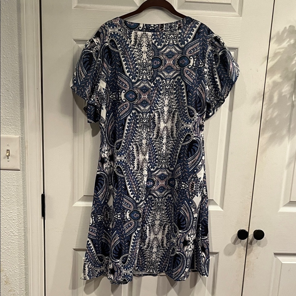 Reborn Navy and White Abstract Dress with Pockets - Picture 7 of 7